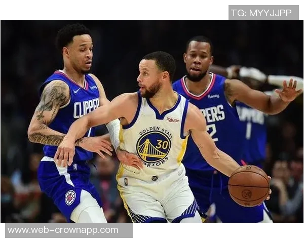 科尔分析不敌雄鹿原因指出沟通不足与失误致命影响 科尔分析不敌雄鹿原因指出沟通不足与失误致命影响