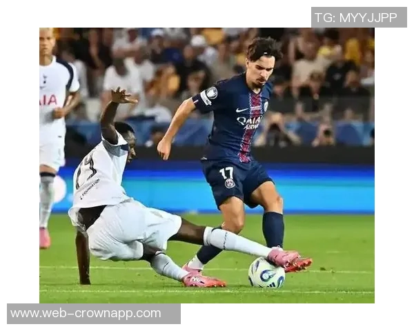 法甲前瞻:里昂客战艰难里尔能否在主场全取三分 法甲前瞻:里昂客战艰难里尔能否在主场全取三分