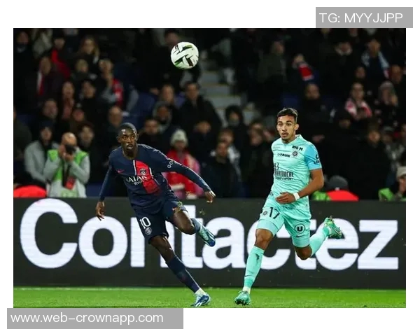 阿什拉夫首次单一自然年进球上双表现出色近5场首发贡献2球3助攻