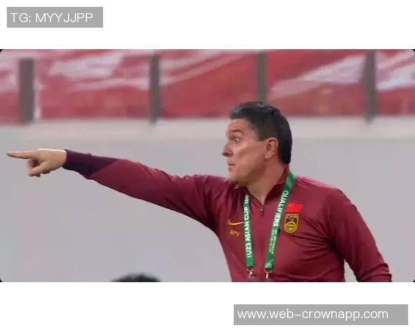 拜合拉木错失良机球停得太靠后导致单刀机会流失